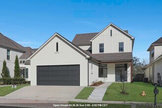 Building Photo - 18171 Vis-A-Vis Ave