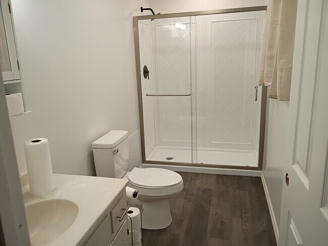 Ducha a ras de suelo Dreamliner - 384 Highland Dr