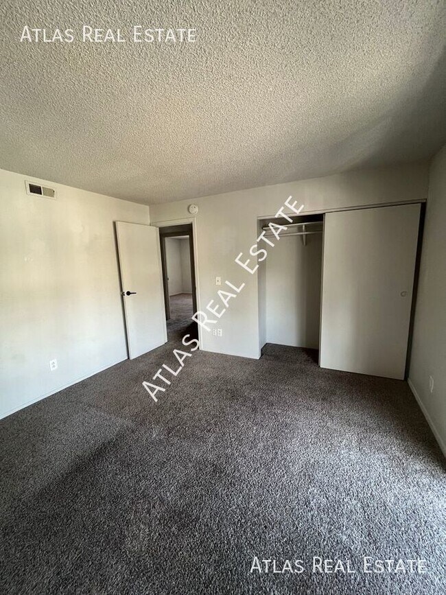 Building Photo - Spacious 3 bed 2 bath apartment in Sienna ...