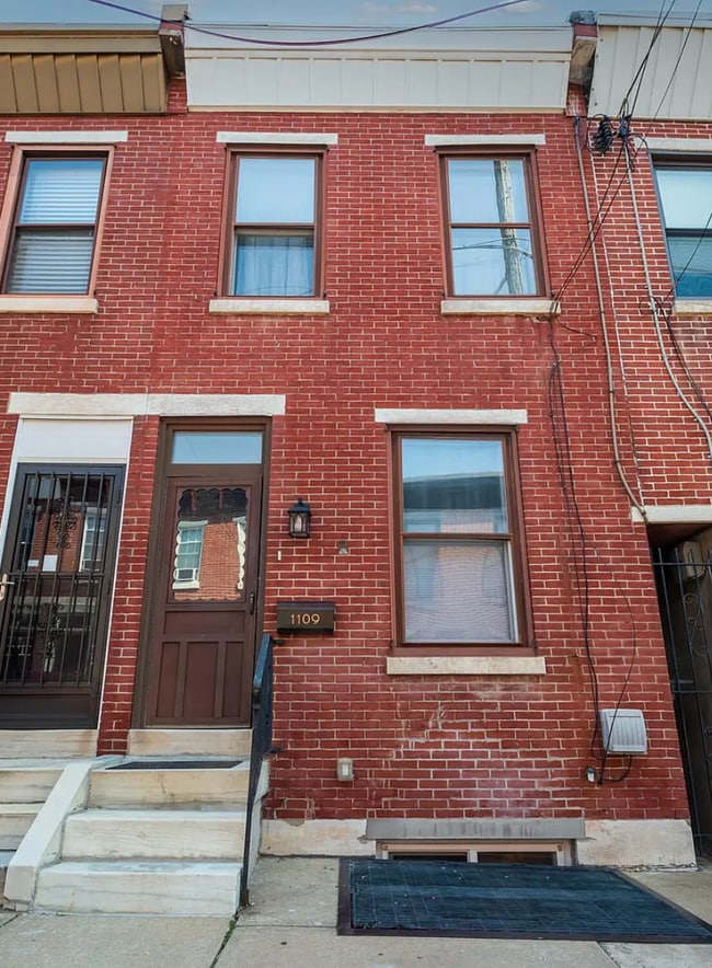 Photo - 1109 E Wilt St (Philadelphia, PA) House
