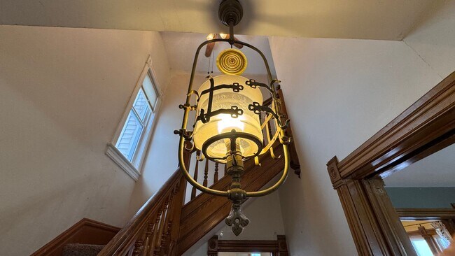 Foto del edificio - 1712 W 3rd St