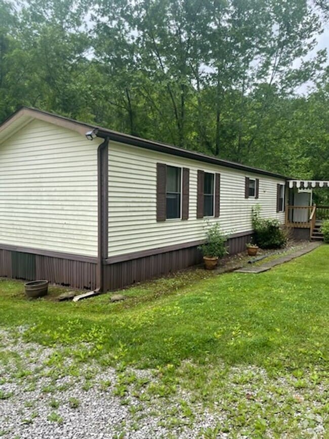 Building Photo - 671 Limeberger Creek Rd