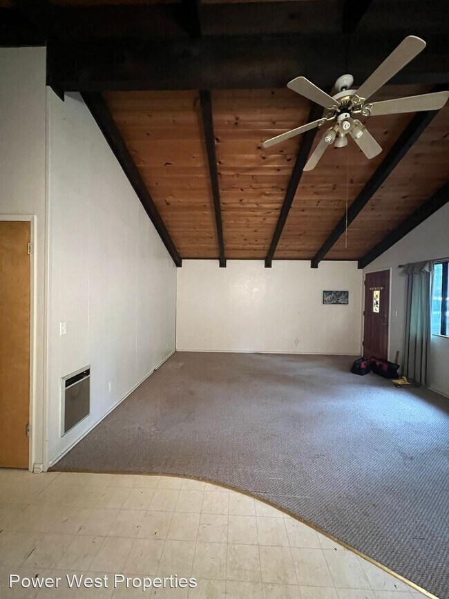 2 br, 2 bath House 15078 TWIN PINE RD House for Rent in Magalia, CA