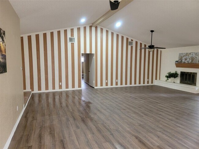 Foto del edificio - 21631 Park Villa Dr