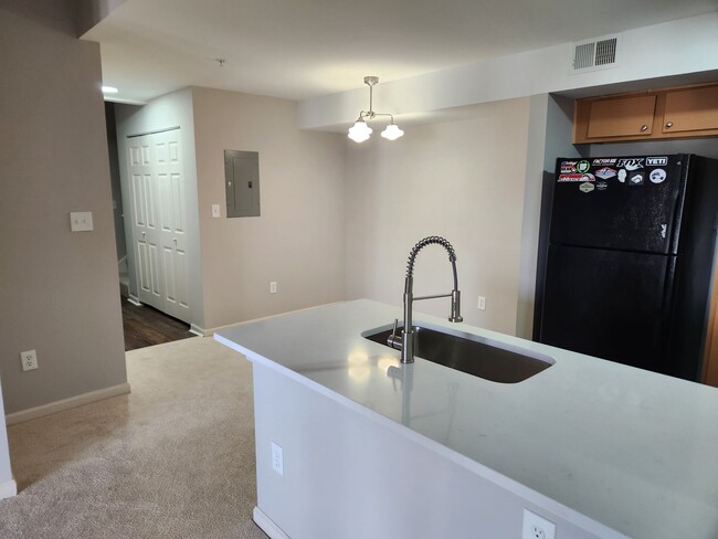 Building Photo - Midlothian-2 bed 2 bath Condo--Bristol Vil...