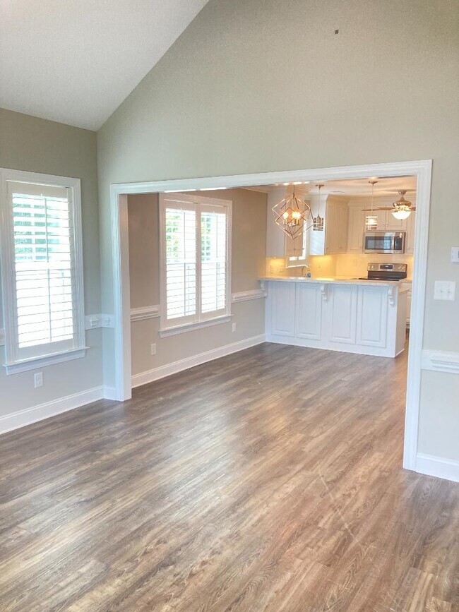 Foto del edificio - 3218 Marble Ct SW