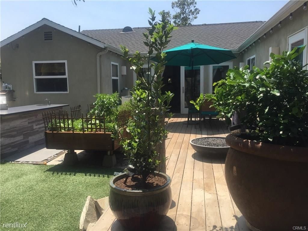 Primary Photo - 3 br, 2 bath House - 7756 Isis Ave