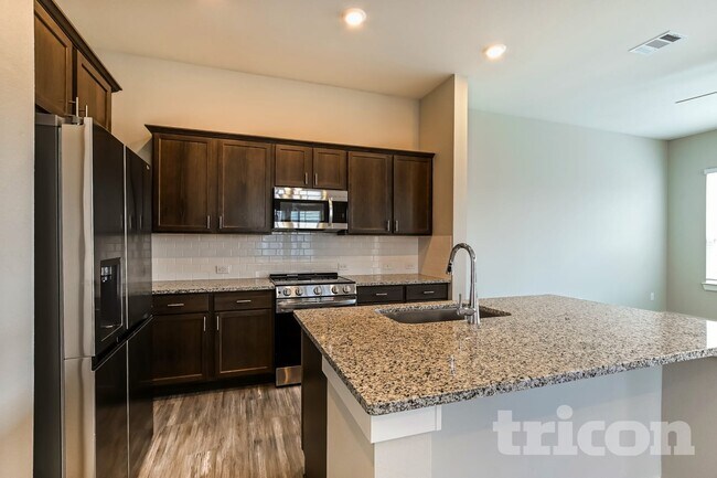 Building Photo - 22739 Terrazzo Dr