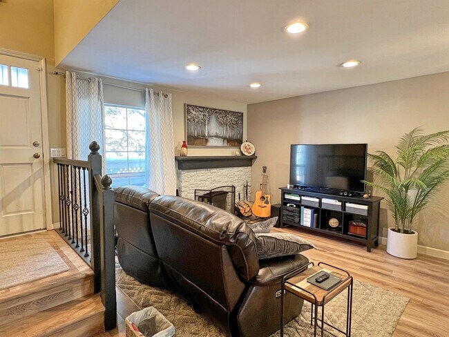 Photo - 2913 W Long Cir House