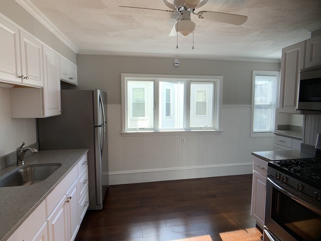 Foto del edificio - 130 Winthrop St