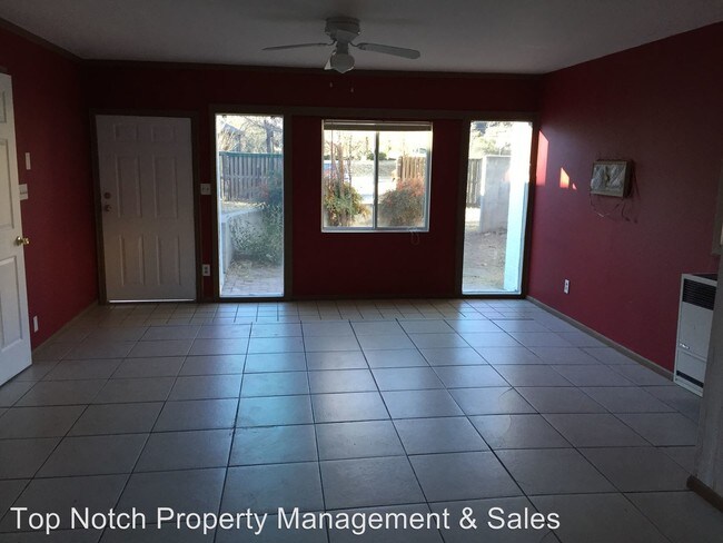 Foto del edificio - 5300 E Diamond Dr