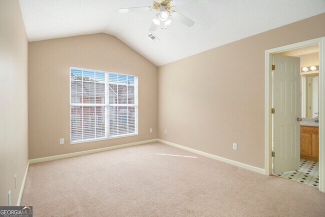 Building Photo - 2781 Parkway Cove