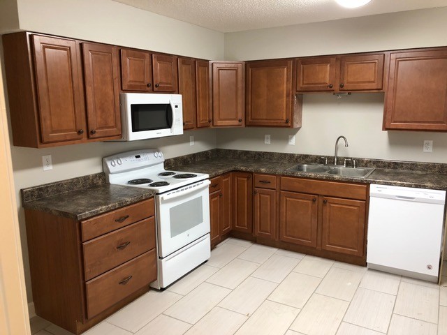 Foto del edificio - 6285 Cornwall Rd