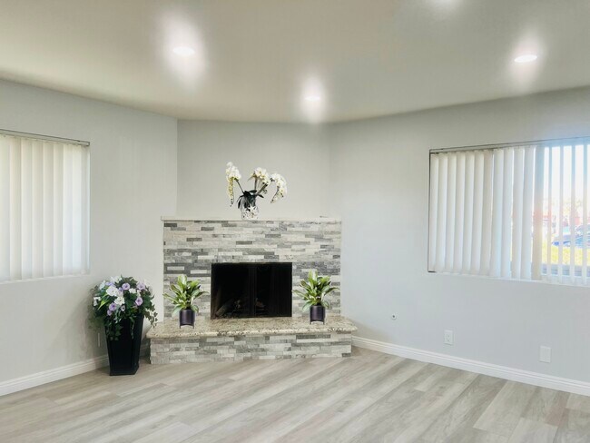 Foto del edificio - 9730 Oak St