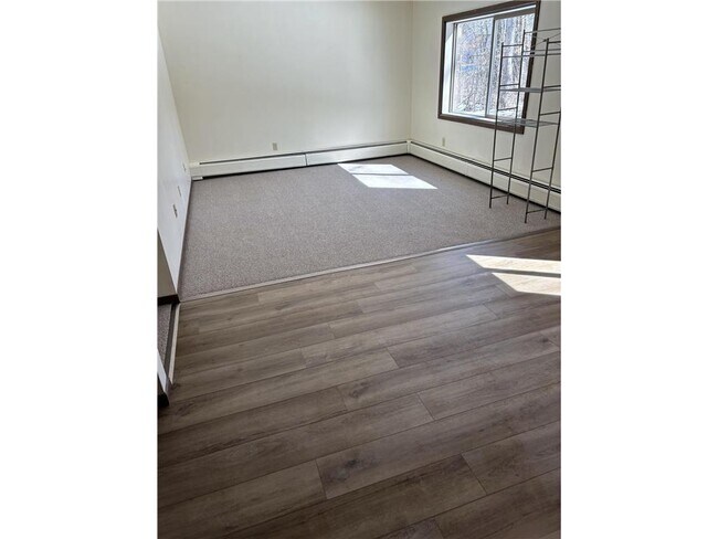 Foto del edificio - 104 Edgewood St