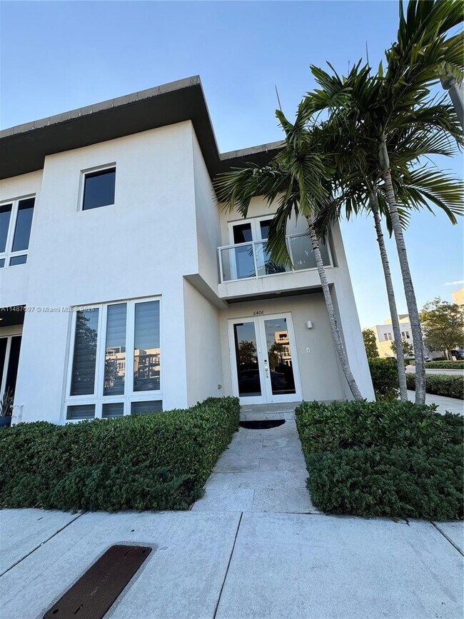 Building Photo - 6406 NW 104th Path