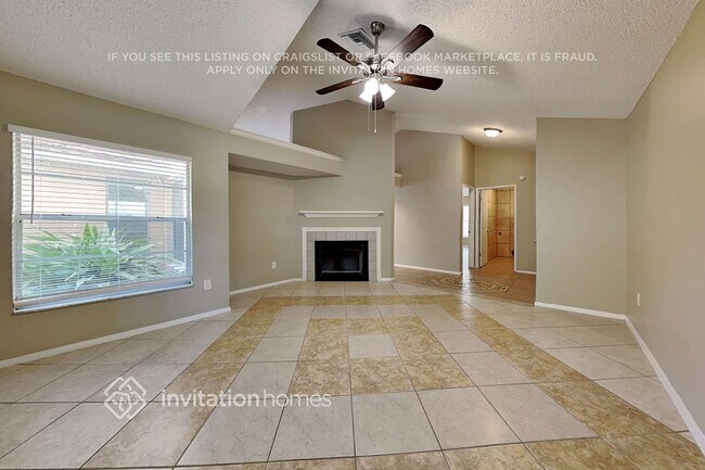 Foto del edificio - 1410 High Knoll Dr