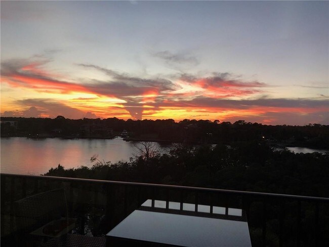 Foto del edificio - 1701 Marina Isle Way