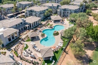 Building Photo - The Nines at Kierland