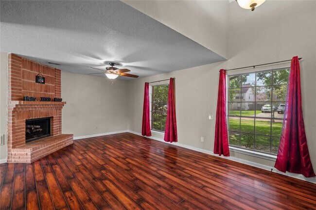 Foto del edificio - 2004 Virtue Ct