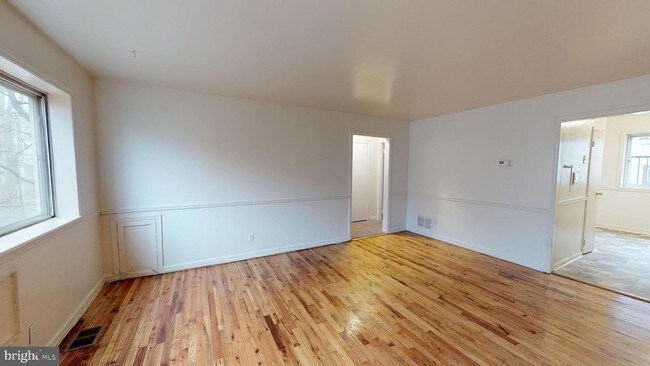 Building Photo - 333 Bellevue Ave