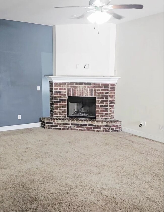 Foto del edificio - 9406 Caprock Ct