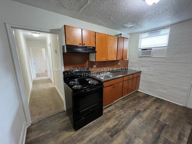 Foto del edificio - 2108 Rush Wind Dr