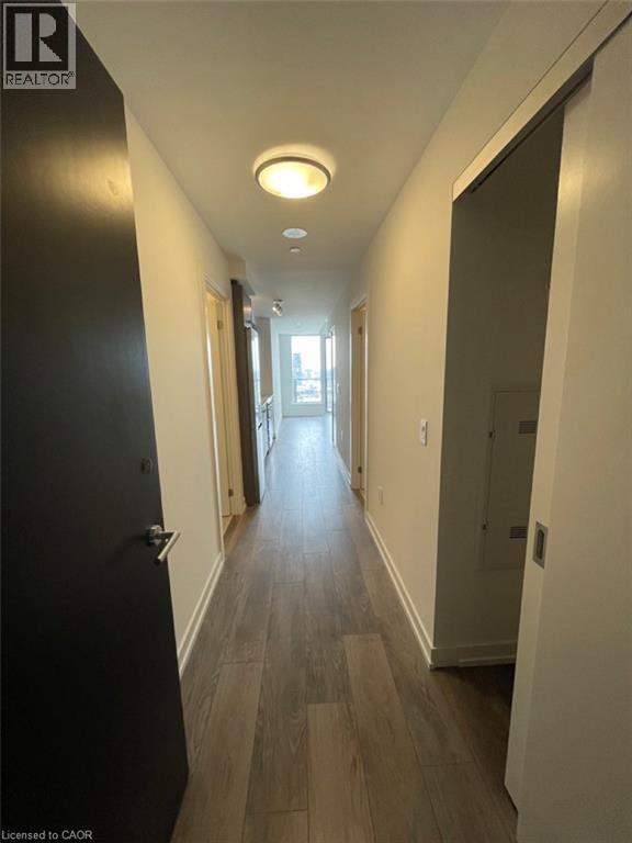 Photo du bâtiment - 15 Wellington St S