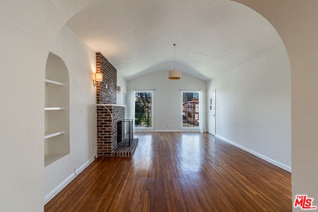 Foto del edificio - 8446 4th St