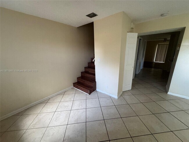 Building Photo - 9060 NW 45th Ct