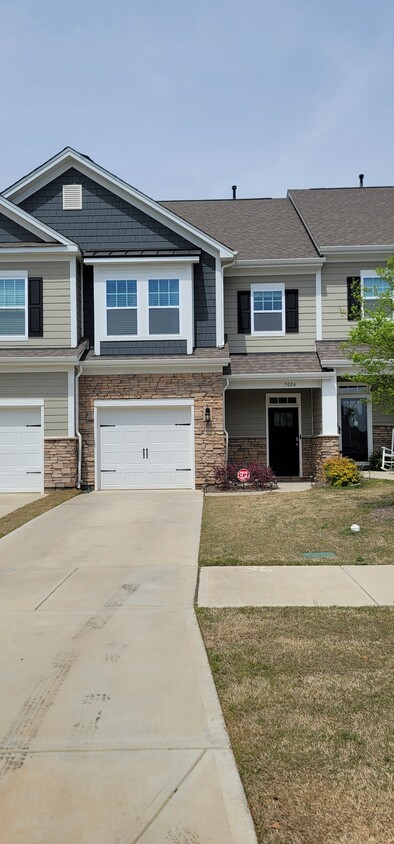 Building Photo - 5024 Harris Woods Blvd