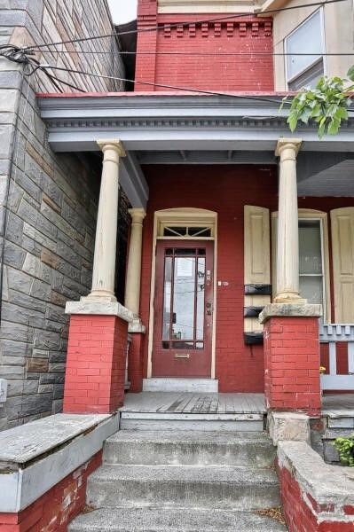 Primary Photo - 205 Church St