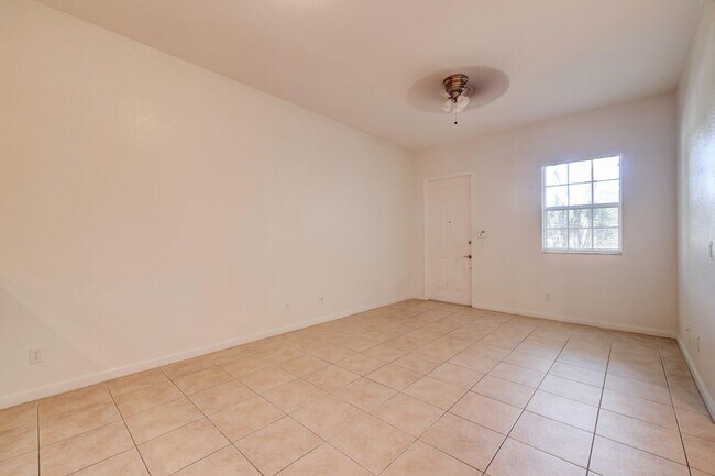 Building Photo - 10560 SW Stephanie Way