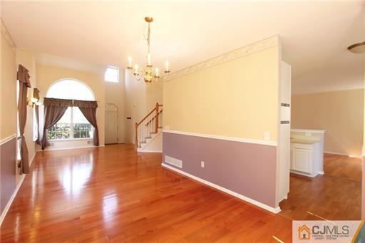 Building Photo - 57 Pin Oak Dr
