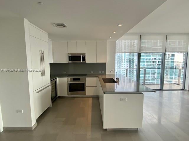 Foto del edificio - 68 SE 6th St