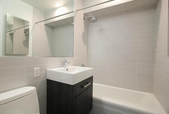 Building Photo - 1 bedroom in New York NY 10011