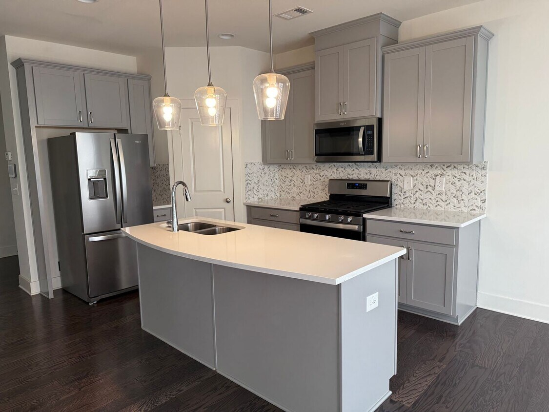 Foto del edificio - Modern 3-Bedroom Townhome in Winder, GA – ...