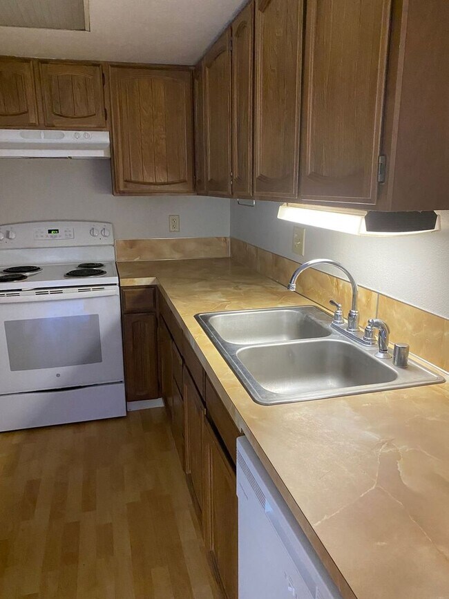 Foto del edificio - Hockett - 2511-2513 Bly - PM 03072022