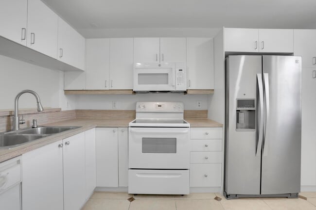 Foto del edificio - 315 NW 36th Ave