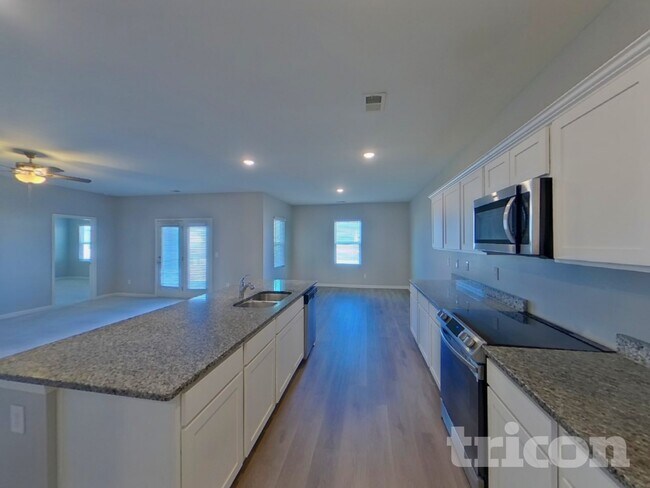 Building Photo - 31 Mccall Wy