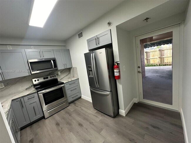 Building Photo - 12005 SW 14th St