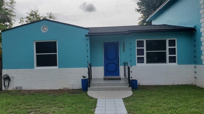 Foto del edificio - 1548 SW 28th Ave