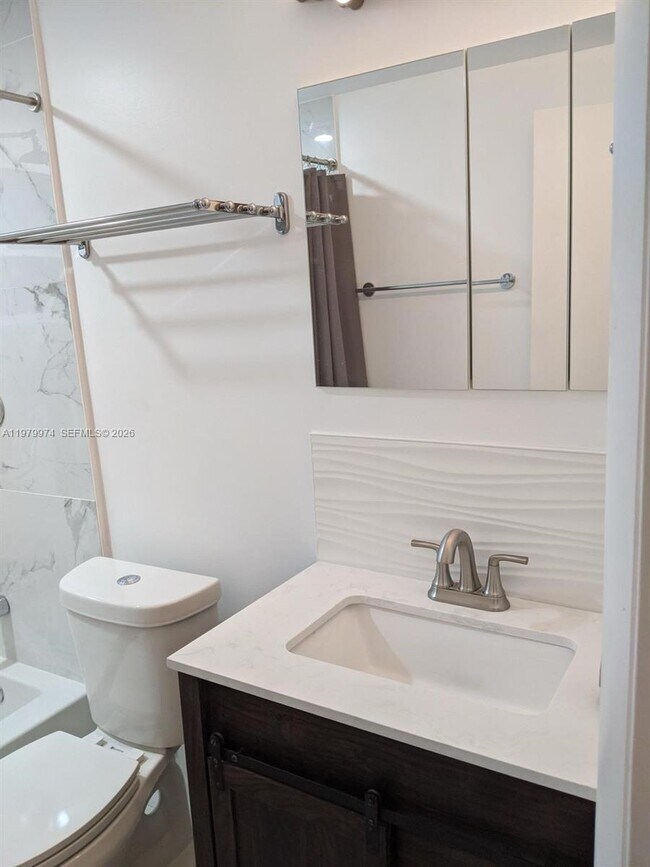 Building Photo - 12665 NE 16th Ave