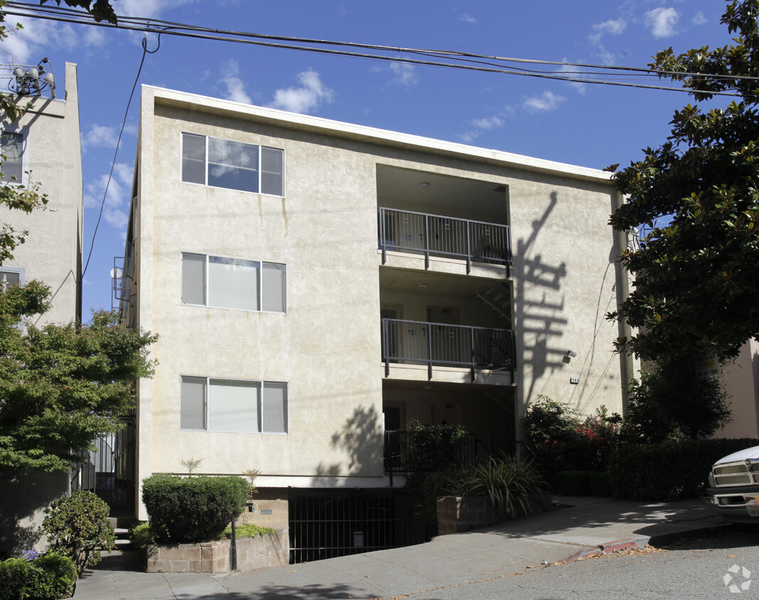 Primary Photo - Montecito Apartments