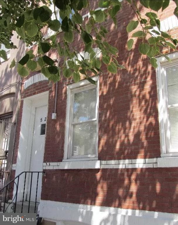 Primary Photo - 525 N 33rd St
