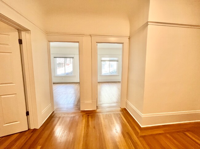 Foto del edificio - 903 Pine St San Francisco, CA 94108