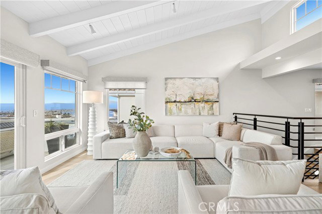 Building Photo - 2520 Seaview Ave