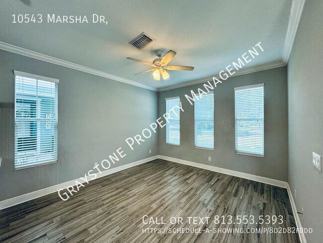 Building Photo - "Luxury Living Awaits: Stunning 3-Bedroom ...