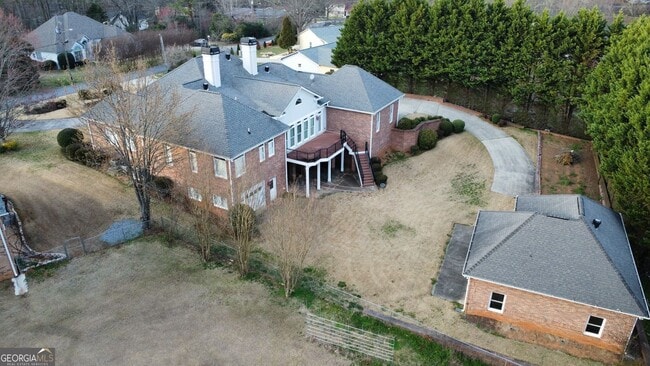 Foto del edificio - 678 Verney Dr