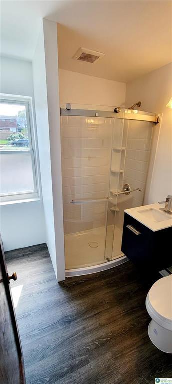 Building Photo - 915 E Hamilton St